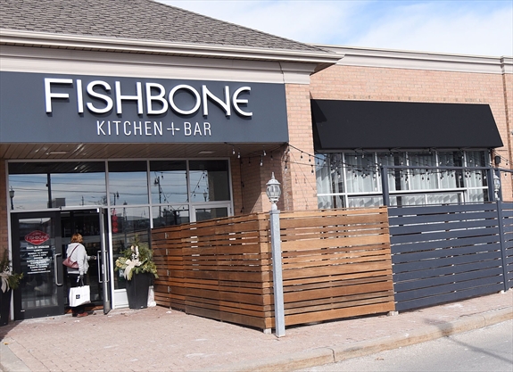 fishbone kitchen and bar  