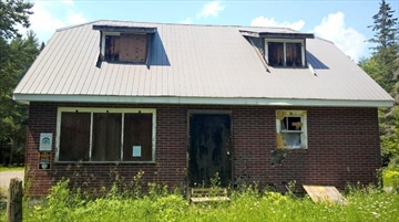 A crumbling house in the Peterborough County Forest in Havelock-Belmont-Methuen Township will soon be demolished.