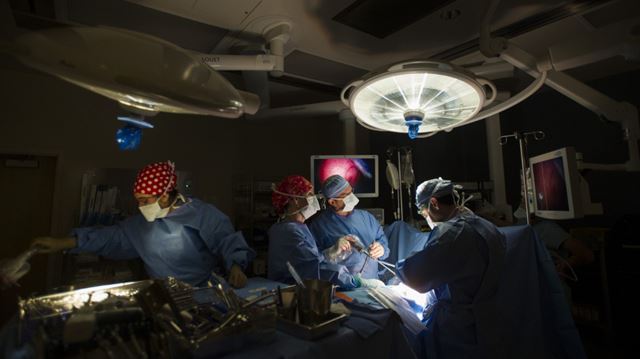 Lung cancer surgery period