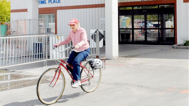 Newmarket Seniors’ Meeting Place offers glimpse of renovated facility