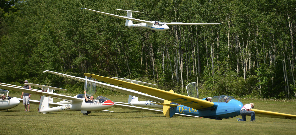 PHOTOS AND VIDEO Glider championships will fill the sky above Rockton