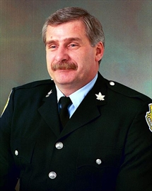 Bill Henshaw dies on duty - 965c7efc48f0b08833f15a57864f_Content