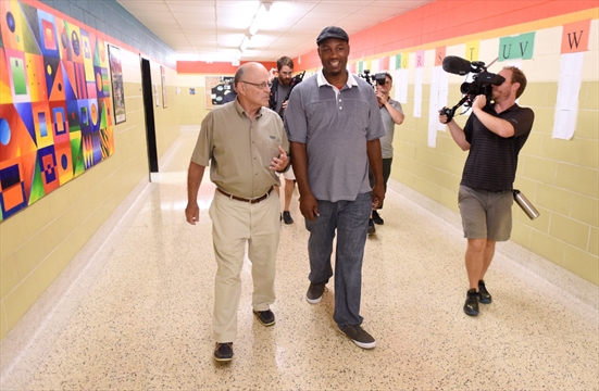 Boxer Lennox Lewis returns home to Cameron Heights | TheRecord.com