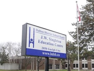 HDSB_logo_Super_Portrait___Content.jpg