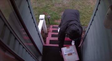 B823700681Z.1_20171219071331_000_GM020UD