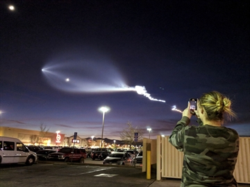 B823708264Z.1_20171223130723_000_GTH2118