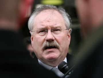 Lawyer Robert Nuttall worked as both a Crown prosecutor and criminal defence lawyer during his nearly 40-year career, working on some of Canada's most famous murder trials.