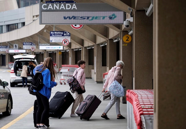 westjet delayed baggage $100