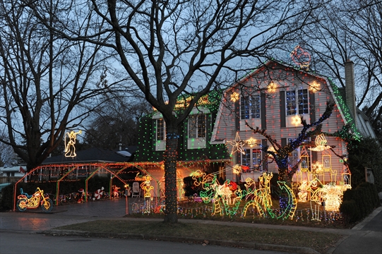 Christmas Lights Upset Neighbours Insidehalton Christmas Lights Upset Neighbours Insidehalton