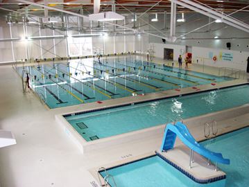 aurora community pool