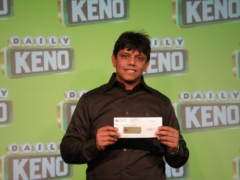 Weston man wins keno
