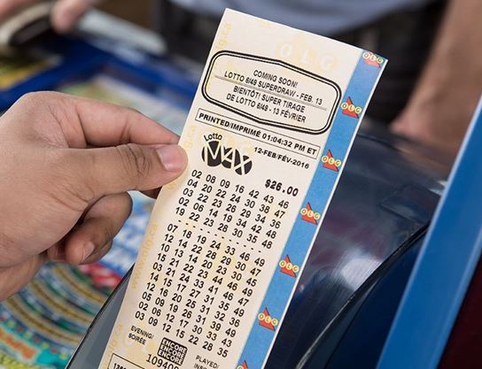 how to buy lotto max ticket