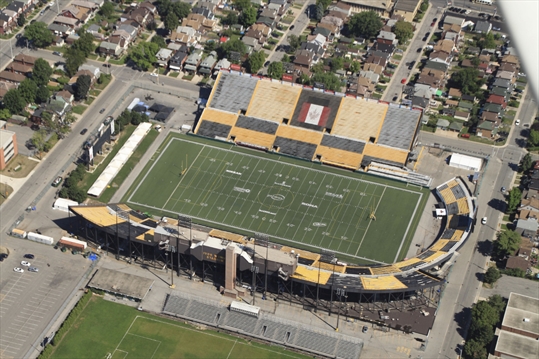 Pan Am builders get a look at Ivor Wynne | Simcoe.com