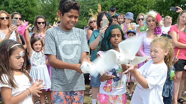 Neville-Lake family members killed in auto accident in Vaughan last year remembered at Wellesley ...