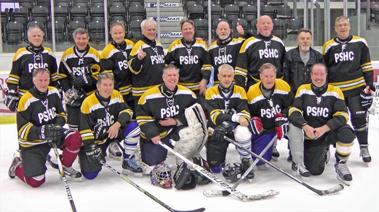 Peterborough Seniors Hockey Club team wins gold at Ontario Seniors