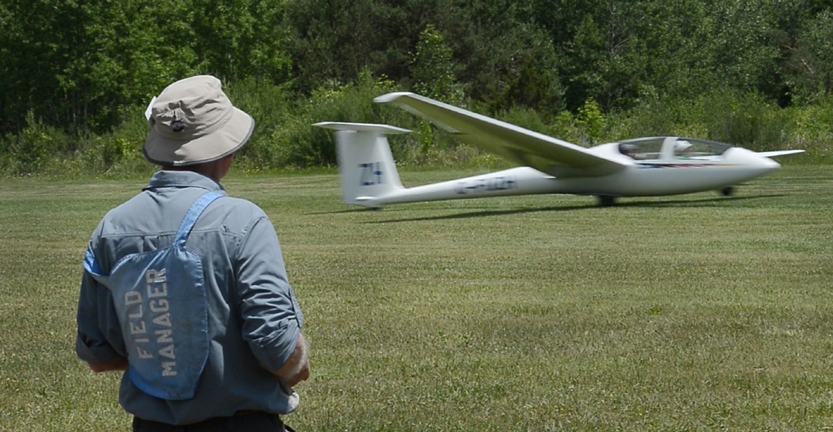 PHOTOS AND VIDEO Glider championships will fill the sky above Rockton