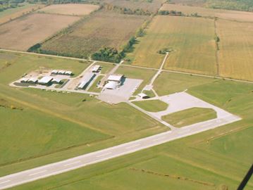 Collingwood won't promise access to airport for aviation business park yet