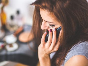 person-woman-hand-smartphone___Content.j