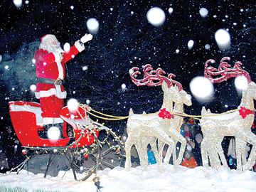 newcastle santa claus parade draws thousands newcastle santa claus parade draws thousands