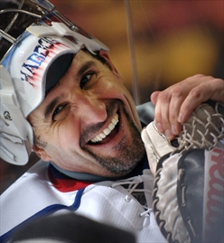 Hamilton Bulldogs owner Michael Andlauer, pictured, says he&#39;s interested in acquiring an Ontario Hockey - e40050624d4e8f02847c1fa575cb_Content