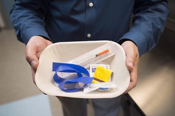 A injection kit is seen inside the newly-opened Fraser Health supervised consumption site in Surrey, B.C. Tuesday, June 6, 2017. Drug users in Surrey, B.C., will be allowed to use substances orally and nasally, not just by injection, at two supervised consumption sites in the city, the first time Health Canada has approved such an exemption. Provincial health officer Dr. Perry Kendall says that means more overdoses will be reversed, saving lives in the midst of an opioid epidemic. THE CANADIAN PRESS/Jonathan Hayward