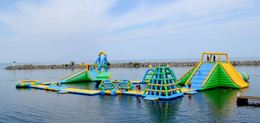 pirate inflatable water park