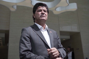 B823739639Z.1_20180117183927_000_GL521AQ