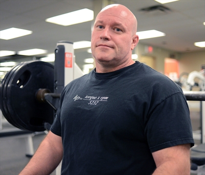 Giffin Sets National Powerlifting Record And Good Example