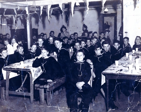 Flash from the Past: Sea cadets drilled in old Kitchener post office