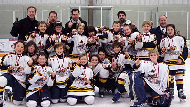 Burlington minor peewee Eagles win Elite 8 hockey tournament again