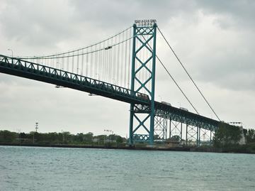 Tom_Morrison_-_Ambassador_Bridge-May_18,