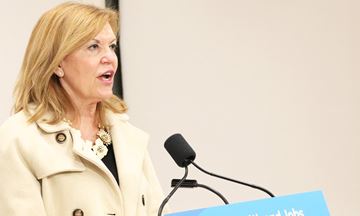 Christine_Elliott_Brampton_hospital_1___