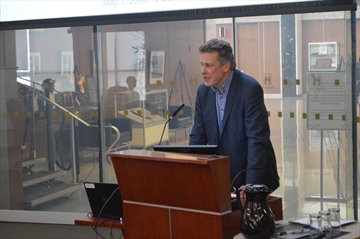 Glen_Wellings_at_city_planning_committee